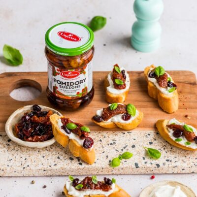 Suszone pomidory z ziołami i żurawiną 270g - Bracia Urbanek